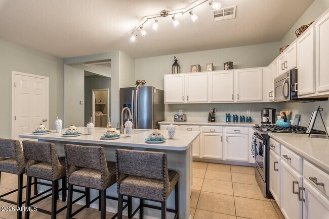 1546 E Azalea Dr Gilbert, AZ 85298 photo 3