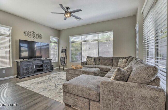 17977 W Hubbard Dr Goodyear, AZ 85338 photo 4