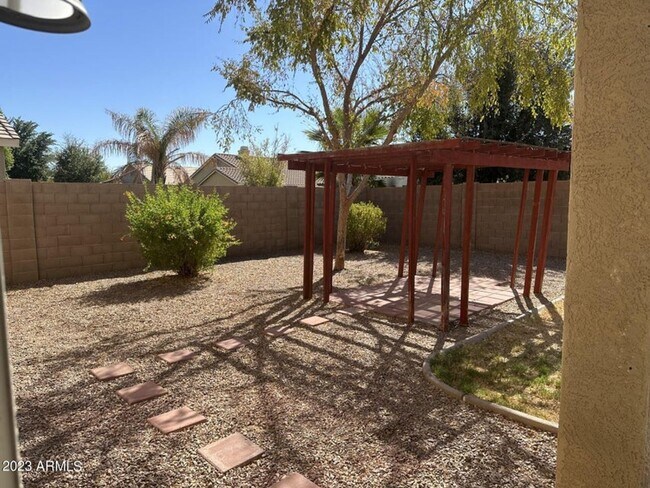 21805 E Camina Plata Queen Creek, AZ 85142 photo 2