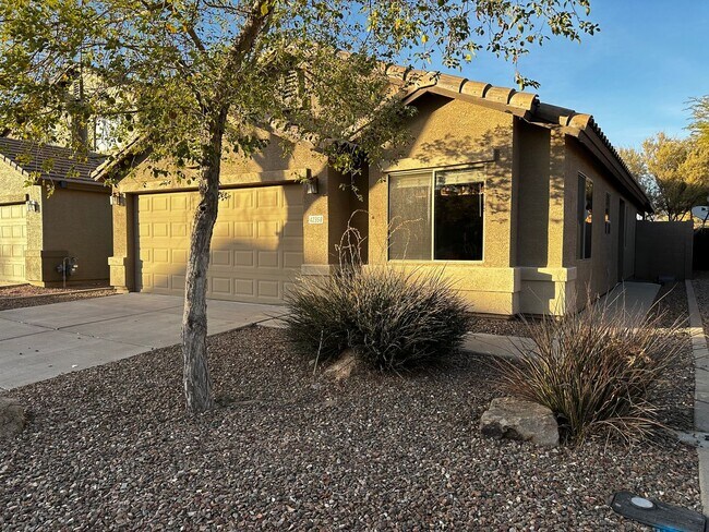 42358 W Sunland Dr Maricopa, AZ 85138 photo 3