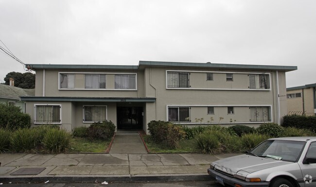2022 36th Ave photo 5