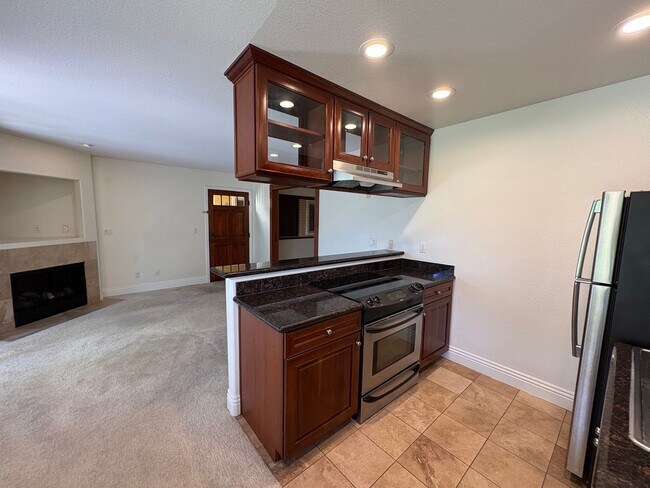 8440 Via Mallorca San Diego, CA 92037 photo 2