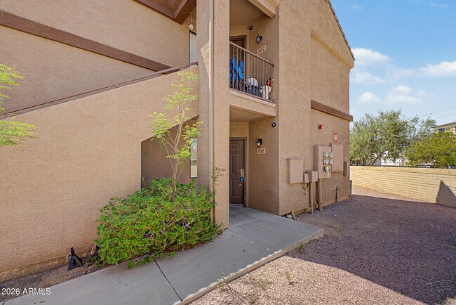 16033 N 25th St Phoenix, AZ 85032 photo 2