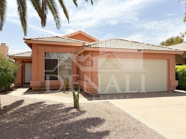 5061 W Glenview Pl photo 3