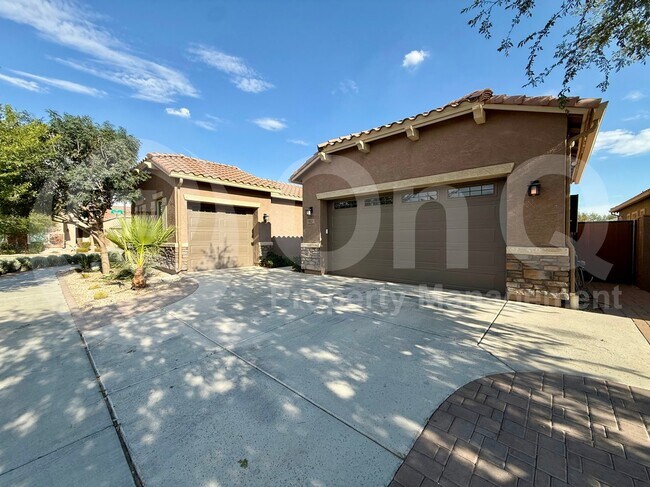 9821 E Thornbush Ave Mesa, AZ 85212 photo 2