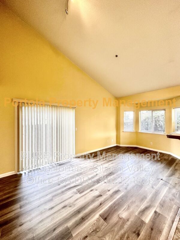 126 Hunolt St Santa Cruz, CA 95060 photo 4