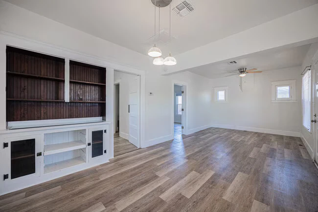 831 N 10th St Phoenix, AZ 85006 photo 4