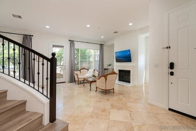 3822 Quarter Mile Dr San Diego, CA 92130 photo 4