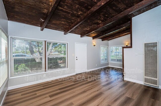 1053 Grand Ave San Diego, CA 92109 photo 4