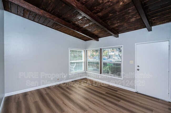 1053 Grand Ave San Diego, CA 92109 photo 2