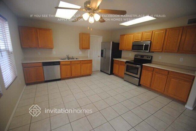 8213 E Posada Ave Mesa, AZ 85212 photo 3