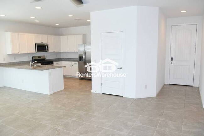 9449 W Montecito Ave Phoenix, AZ 85037 photo 2