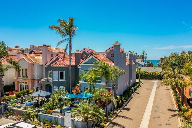 499 N Cleveland St Oceanside, CA 92054 photo 3