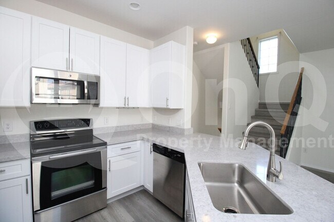 1309 S Sabino Dr Gilbert, AZ 85296 photo 3