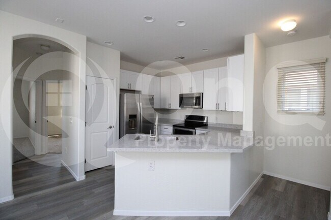 1309 S Sabino Dr Gilbert, AZ 85296 photo 5