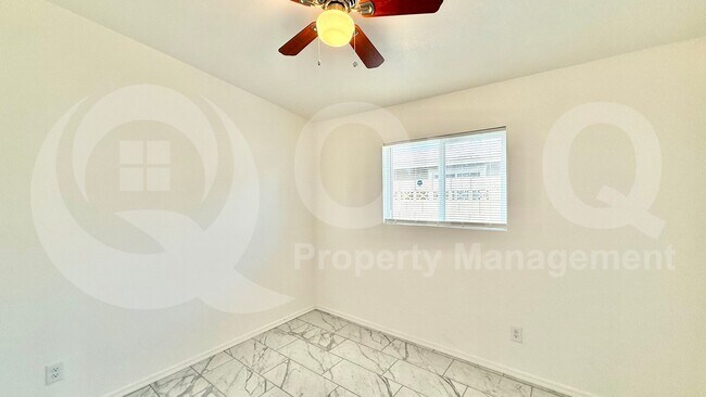 741 E Erie St Chandler, AZ 85225 photo 5