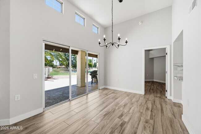 17229 N Zuni Trail Surprise, AZ 85374 photo 5