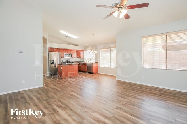29882 N Broken Shale Dr San Tan Valley, AZ 85143 photo 5