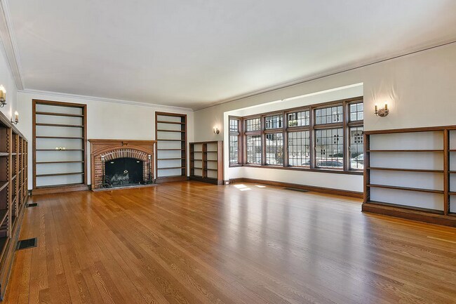 2190 Vallejo St. San Francisco, CA 94123 photo 4