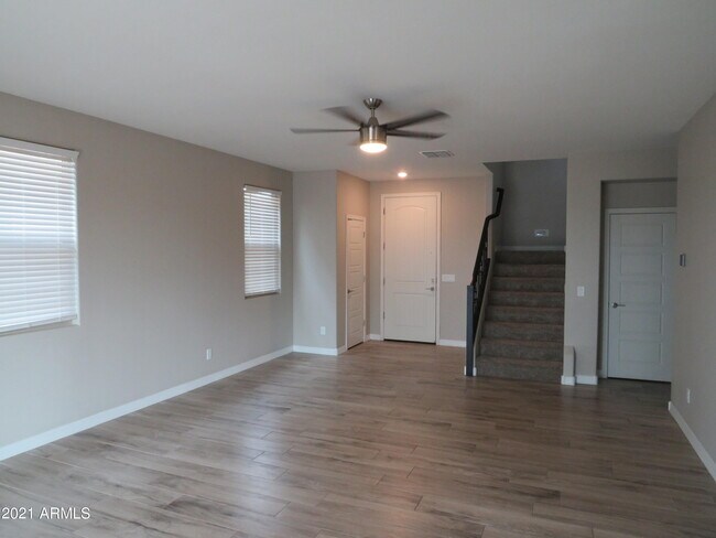 40537 W Helen Ct Maricopa, AZ 85138 photo 3