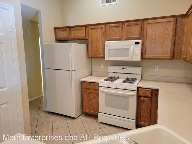 16885 W Statler St Surprise, AZ 85388 photo 5