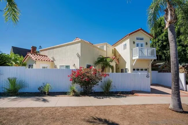 308 Palm Ave Coronado, CA 92118 photo 2