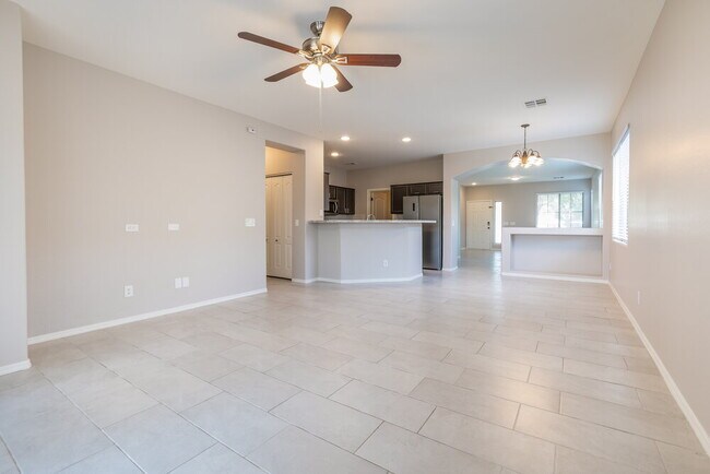 22304 S 214th St Queen Creek, AZ 85142 photo 4
