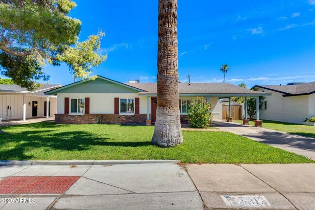 3412 E Turney Ave Phoenix, AZ 85018 photo 4