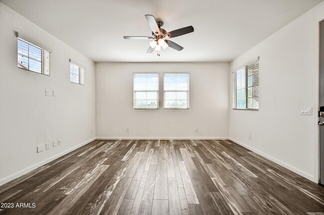 3659 E Dogwood Dr Chandler, AZ 85286 photo 5