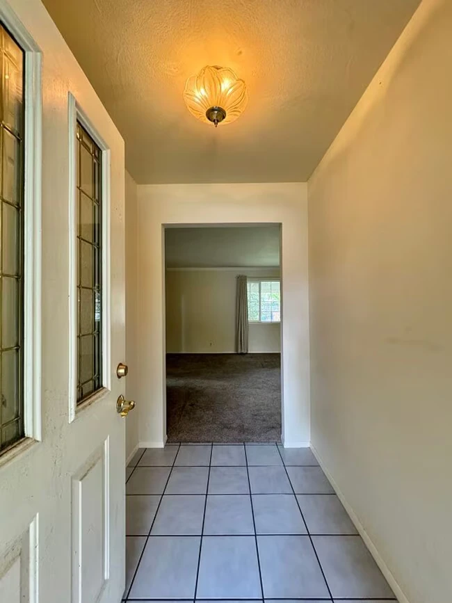 2511 Linda Vista Ave Napa, CA 94558 photo 5