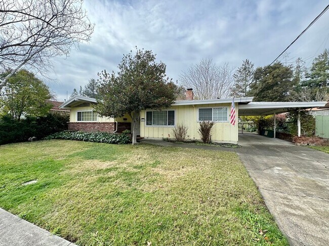 2511 Linda Vista Ave Napa, CA 94558 photo 3