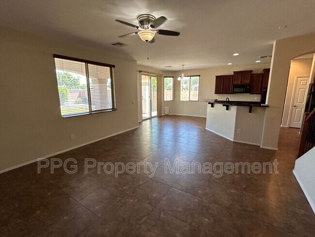 15060 W Georgia Dr Surprise, AZ 85379 photo 5
