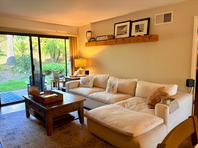 7303 Calle De Fuentes Carlsbad, CA 92009 photo 5
