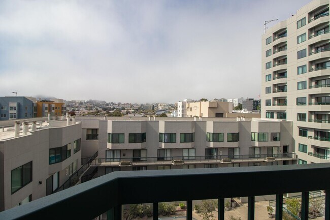 601 Van Ness Ave San Francisco, CA 94102 photo 4
