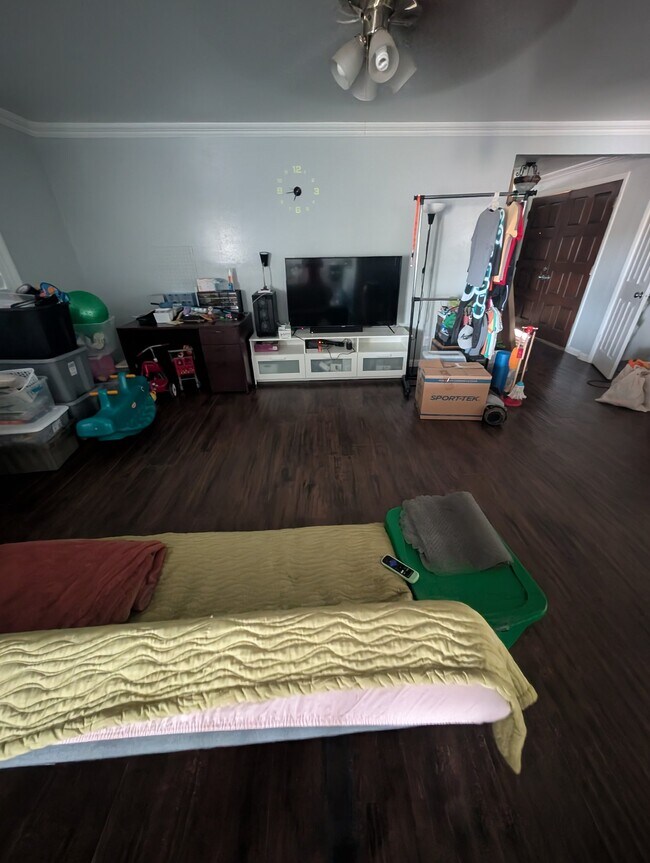 7326 N 40th Dr Phoenix, AZ 85051 photo 2