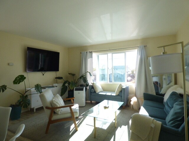 3761 Granada Ave photo 2