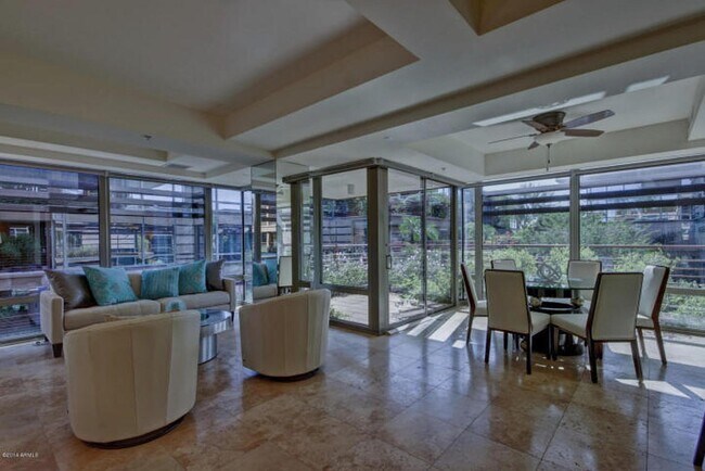7131 E Rancho Vista Dr Scottsdale, AZ 85251 photo 2