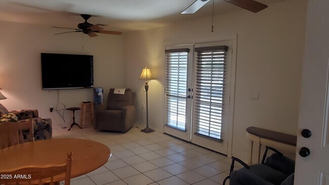 6343 E Ellis St Mesa, AZ 85205 photo 3