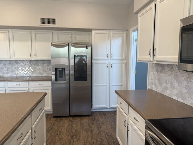 7349 E Lobo Ave Mesa, AZ 85209 photo 5
