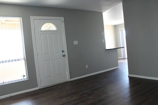 20421 N 3rd Dr Phoenix, AZ 85027 photo 5