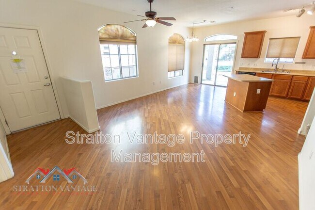 1350 S Greenfield Rd Mesa, AZ 85206 photo 3