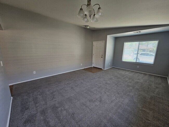 45360 W Woody Rd Maricopa, AZ 85139 photo 4