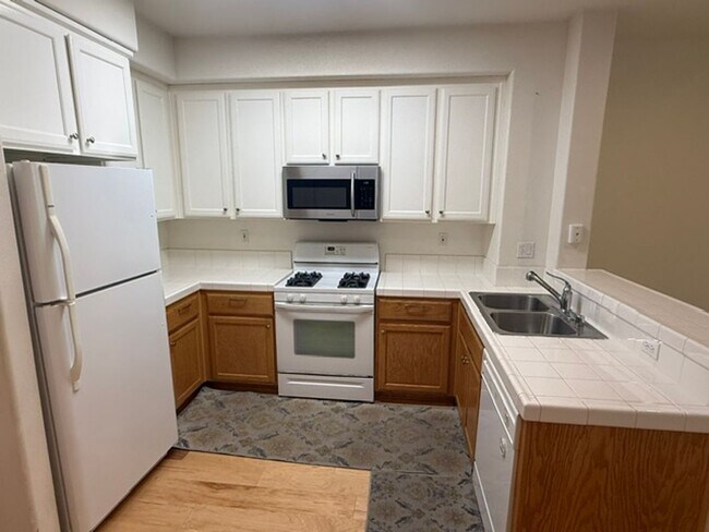 448 Marina Way Richmond, CA 94801 photo 3