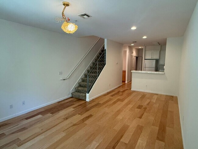 448 Marina Way Richmond, CA 94801 photo 5