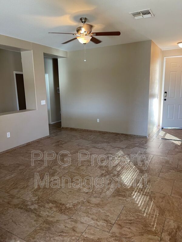 17065 W Marconi Ave Surprise, AZ 85388 photo 2