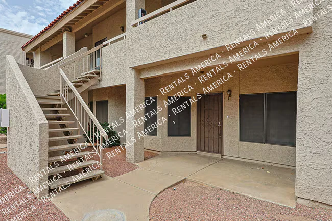 11666 N 28th Dr Phoenix, AZ 85029 photo 2