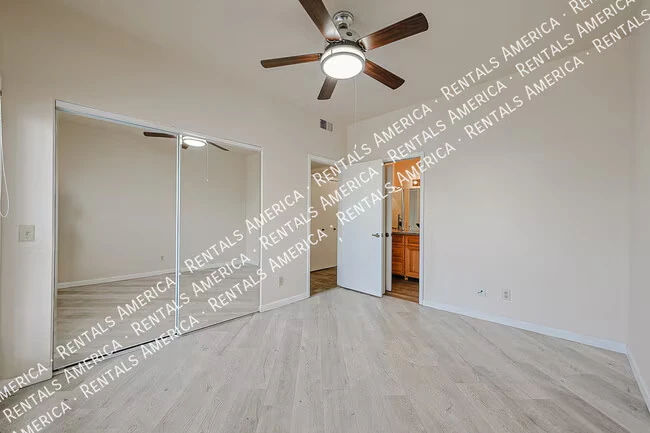 11666 N 28th Dr Phoenix, AZ 85029 photo 4