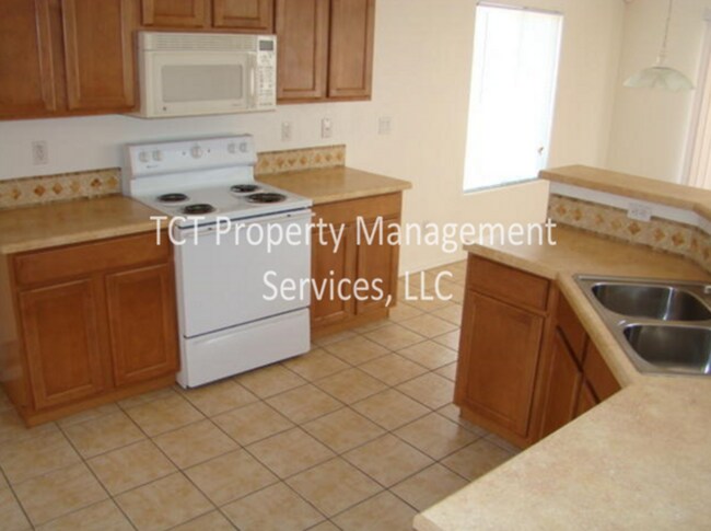 2602 S 112th Dr Avondale, AZ 85323 photo 3