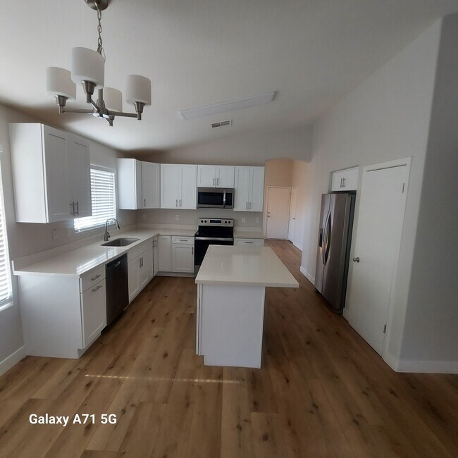 9959 E Delta Cir Mesa, AZ 85208 photo 2