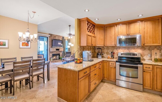 15151 N Frank Lloyd Wright Blvd Scottsdale, AZ 85260 photo 3